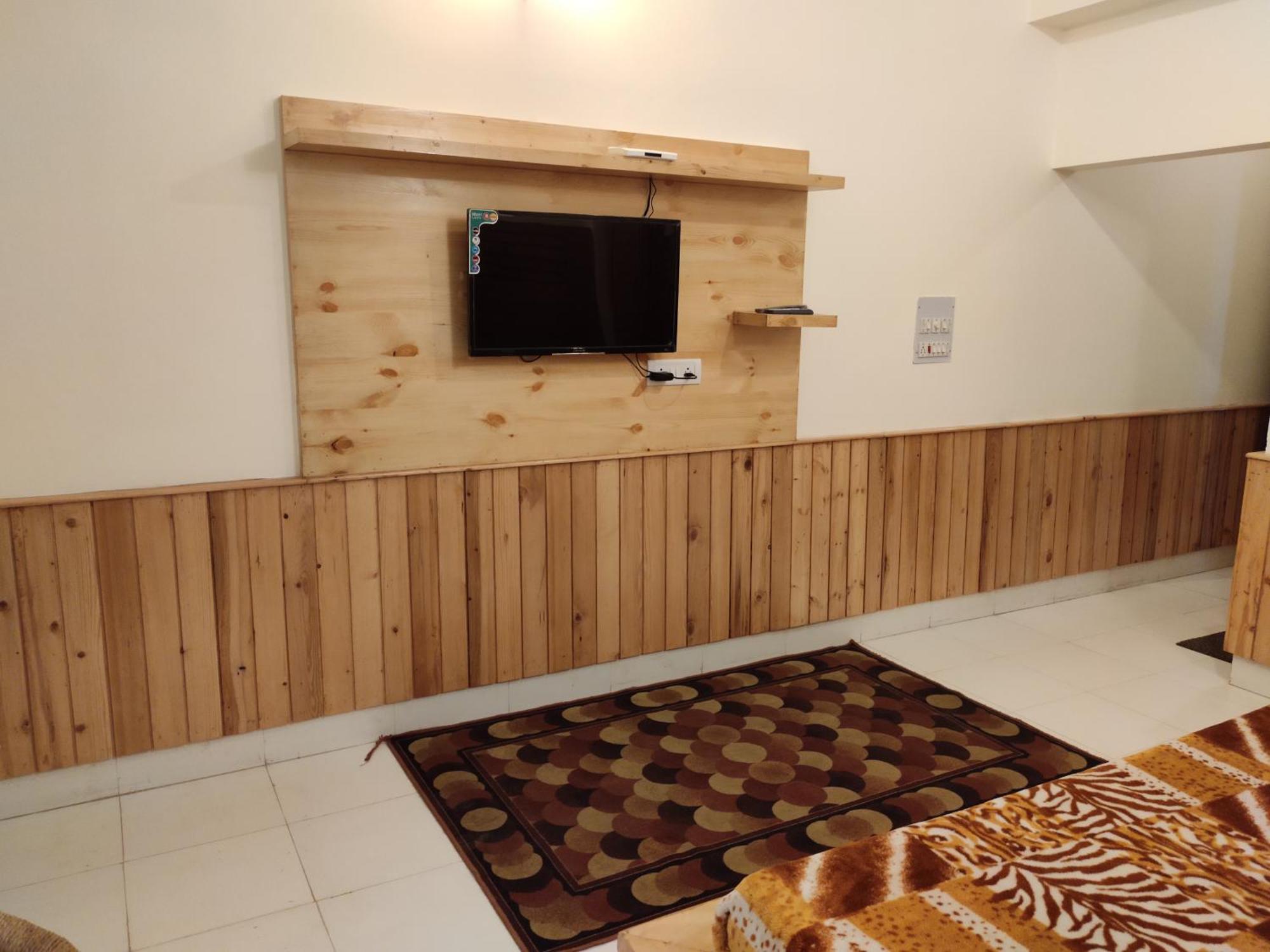 Greenwoods Inn Mcleodganj 맥그로드 간즈 외부 사진